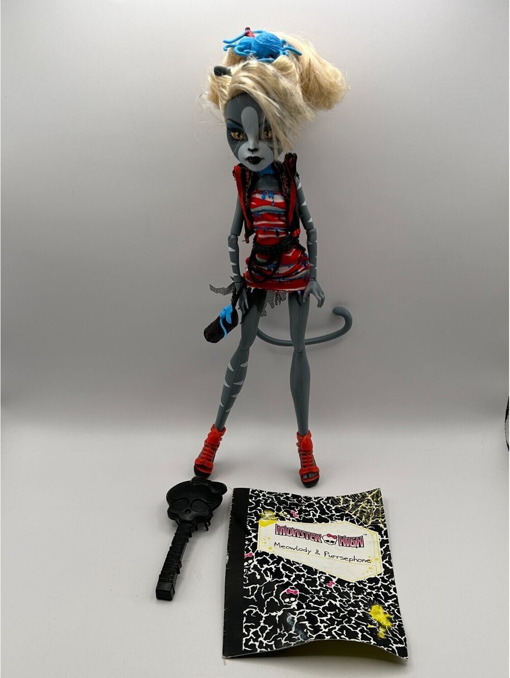 Mattel Monster High Zombie Shake Meowlody Doll Outfit Purse Diary BJR16 2 L
